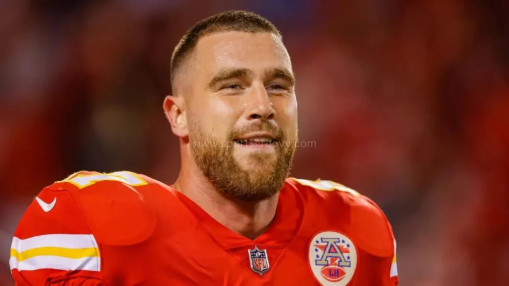 Travis Kelce during pregame warmups at Arrowhead Stadium in Kansas City, Mo., on Nov. 6, 2022.