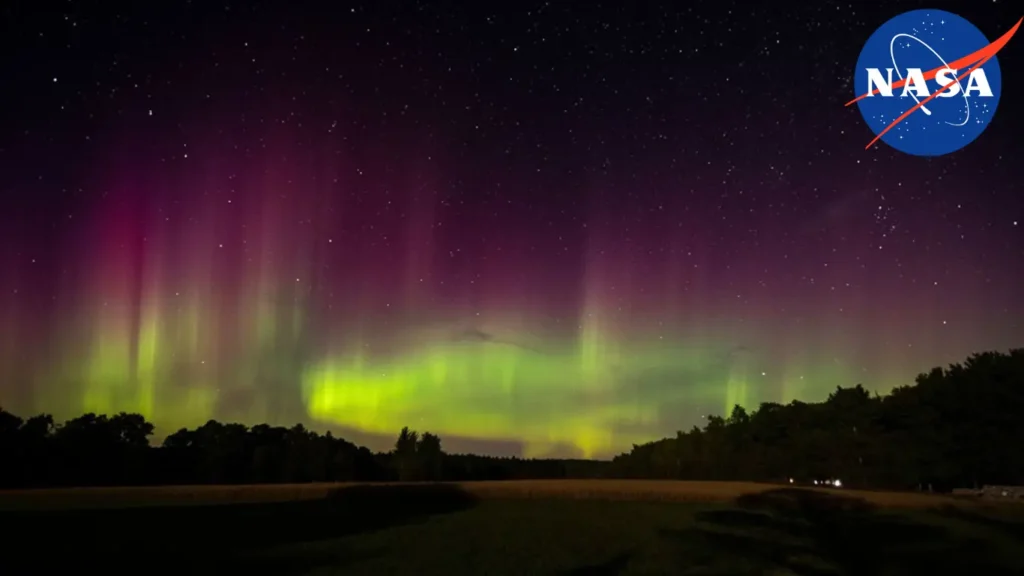 Dickson lives in a rural area with "virtually no light pollution," he told CNN.