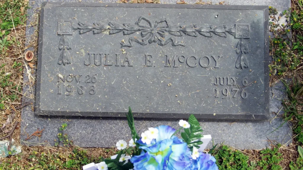 The grave of the author's grandmother on their father's side is located at Osborne Memorial Cemetery in Joplin, Missouri.